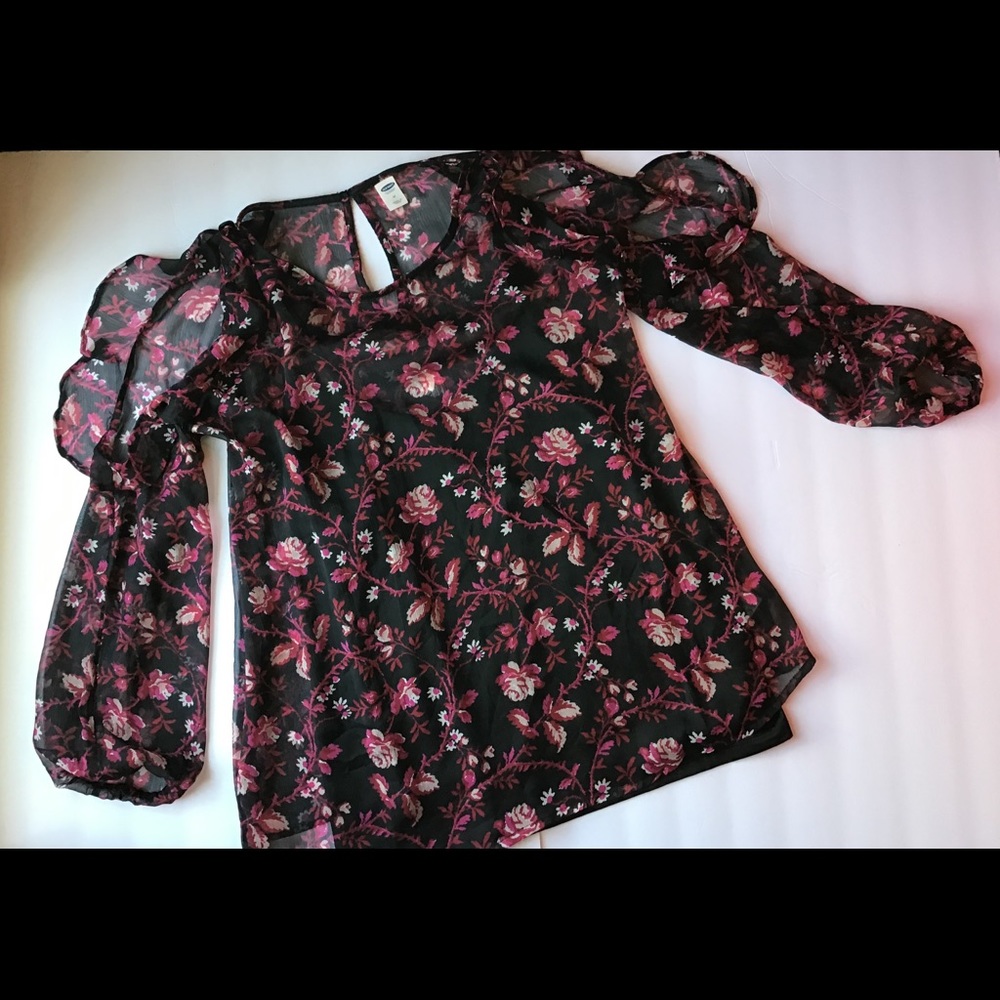 Off the shoulder ruffle top